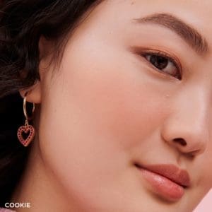 Blush 'n Lit - Image 4