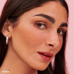 Blush 'n Lit - Image 3