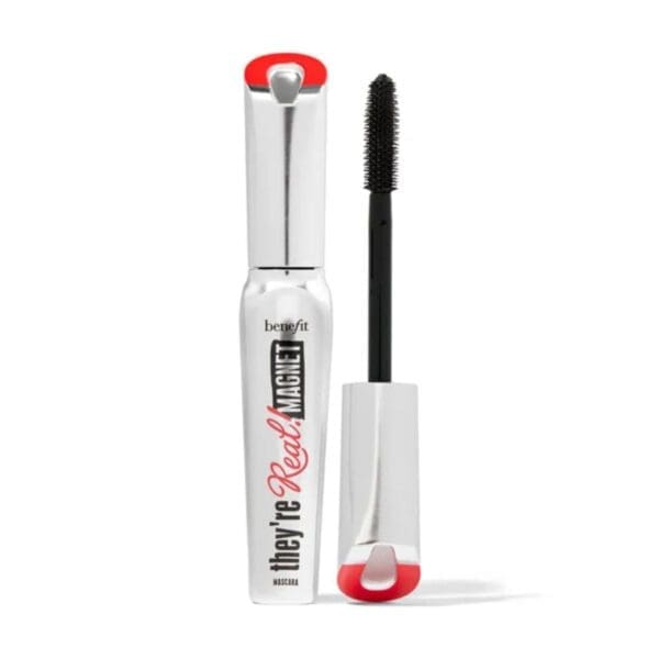 Benefit They're Real! Magnet Mascara | The Glam Edition