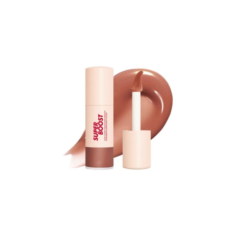 SUPER BOOST LIP GLOSS Moisturizing & plumping lip gloss 05 - Anywhere Caffeine - Warm Caramel